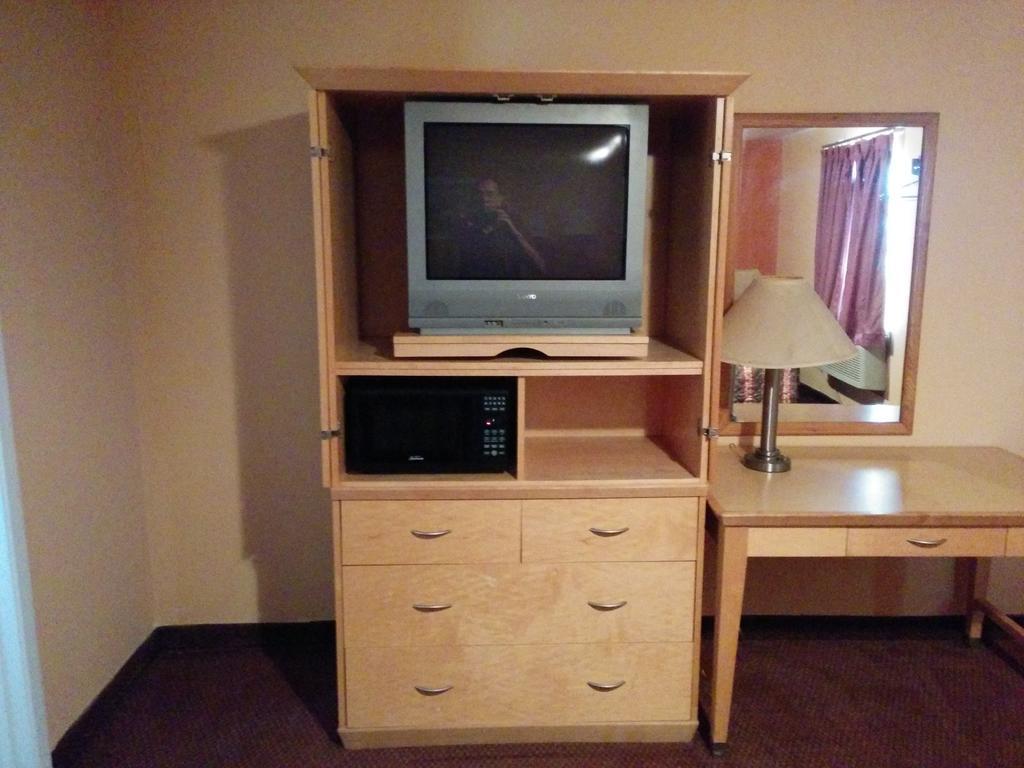 Budget Host Inn Gainesville Zewnętrze zdjęcie