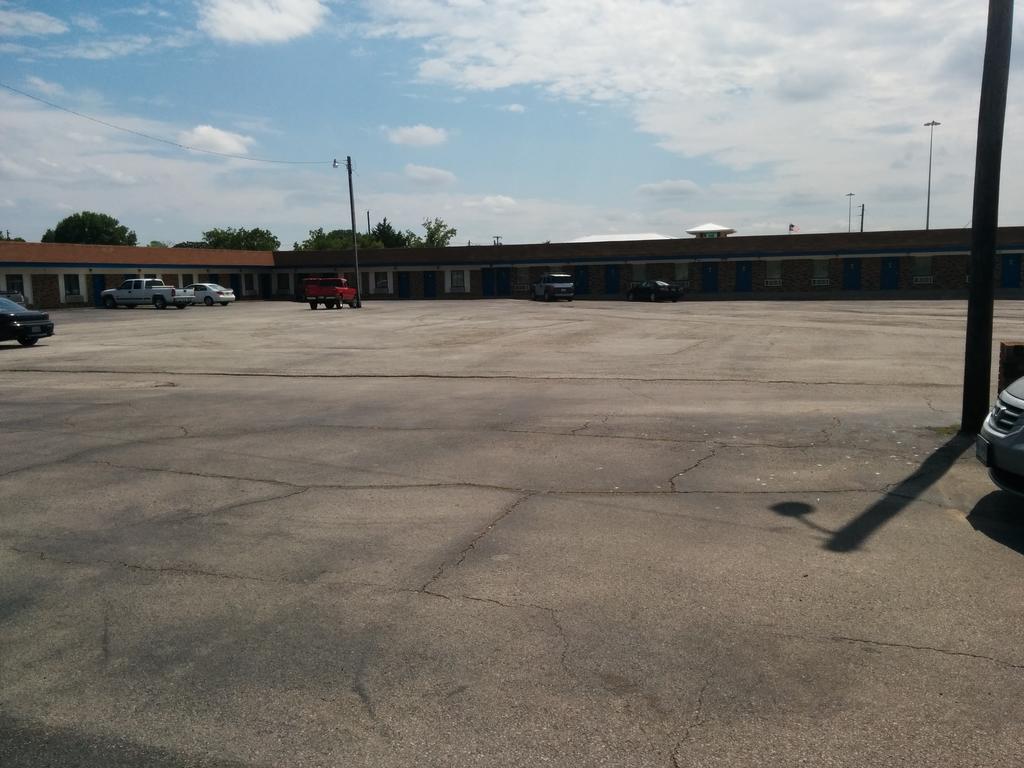 Budget Host Inn Gainesville Zewnętrze zdjęcie